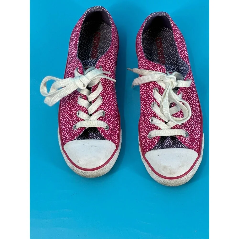 Converse Chuck Taylor All Star Dainty Ox Women’s 6 Pink Polka Dot Sneakers